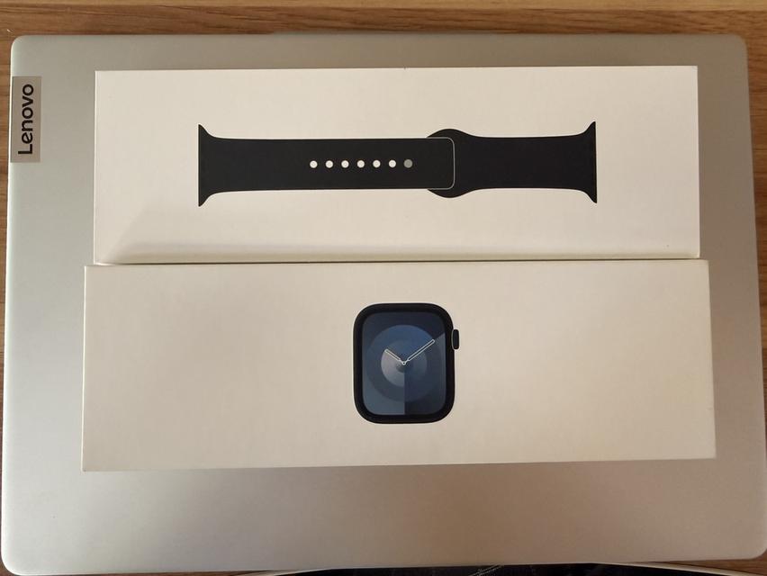Apple Watch Series 9  45mm Midnight  GPS