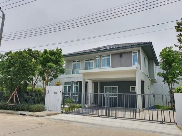 MT64 Rent เช่า บ้านเดี่ยว ตกแต่งพร้อมอยู่ หมู่บ้าน มัณฑนาบางนา วงแหวน รามคำแหง2 ทะลุออกเลียบมอเตอร์ได้ ใกล้ Megaบางนา 1