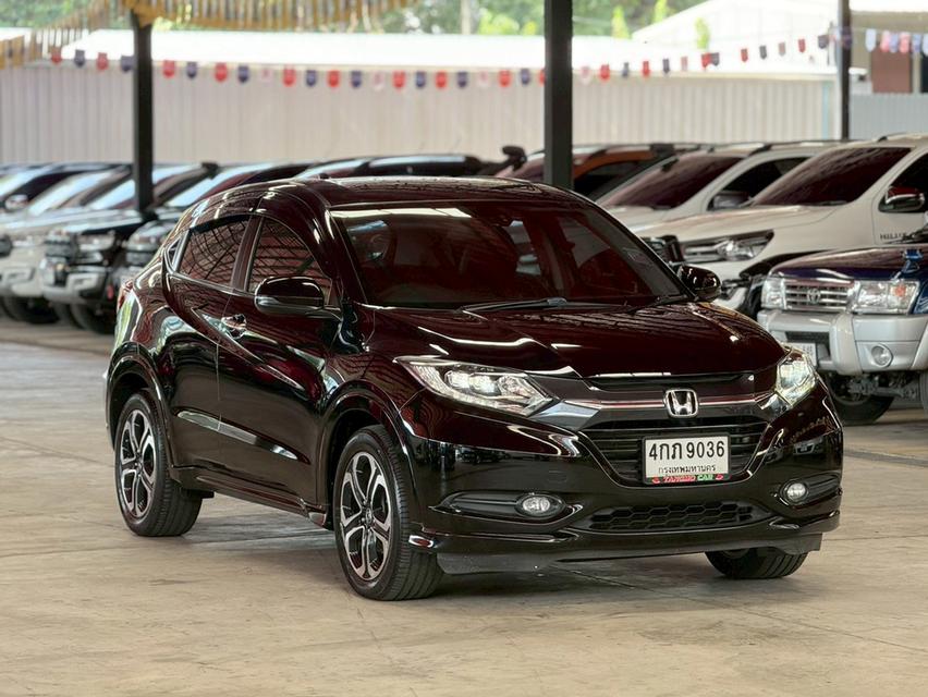 HONDA HR-V 1.8 E Limited ปี2015รถบ้านแท้ ออพชั่นเต็มคัน พร้อมใช้งาน