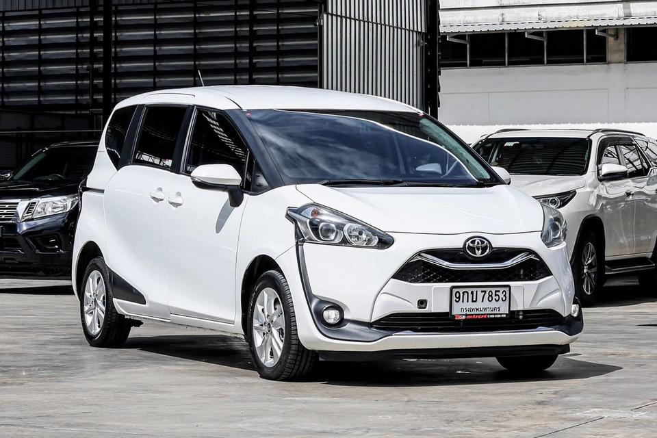 TOYOTA SIENTA 1.5 G ปี 2019 รถใช้งานดีมือ 2 5