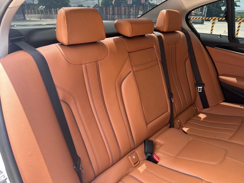BMW 530e Elite LCI G30 2021 จด 2023 รูปที่ 13