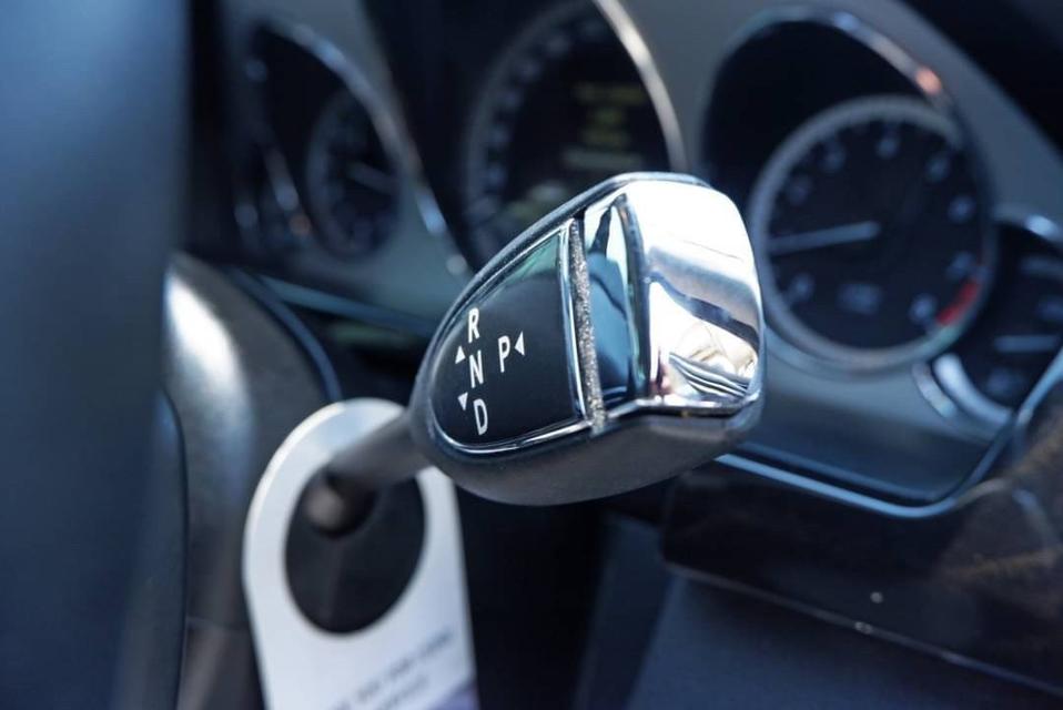 รหัสรถ CAT3395 2012. MERCEDES-BENZ E250 Avantgarde W212 CGI 1.8  รุ่นท๊อปสุด  10
