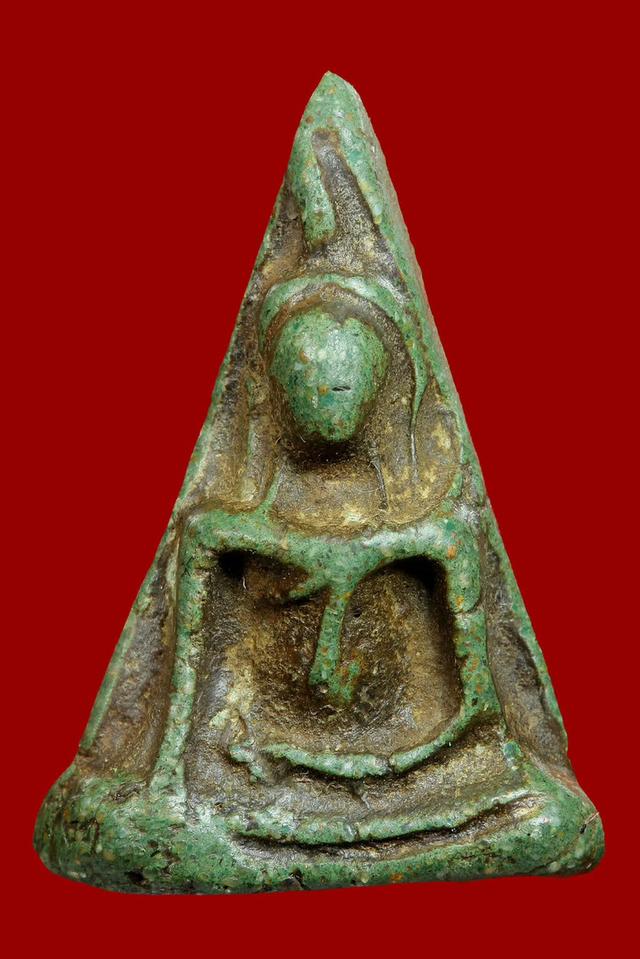 พระนางพญาเปิดเช่าบูชา