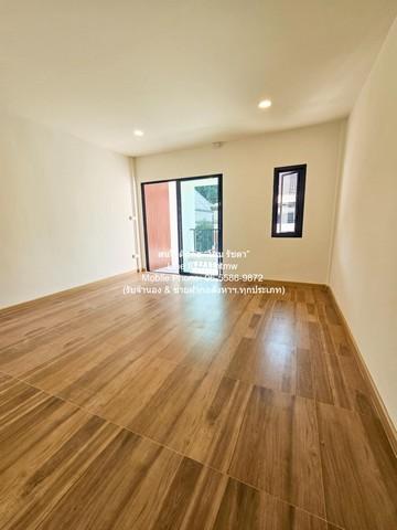 Townhouse ขายทาวน์เฮ้าส์ 2 ชั้น (รีโนเวทแล้ว) ใกล้สนามบินดอนเมือง 18 ตร.ว. 3 น 2 น้ำ ราคา 2.45 ล้านบาท ขนาด 18 ตร.ว. 3 B 5