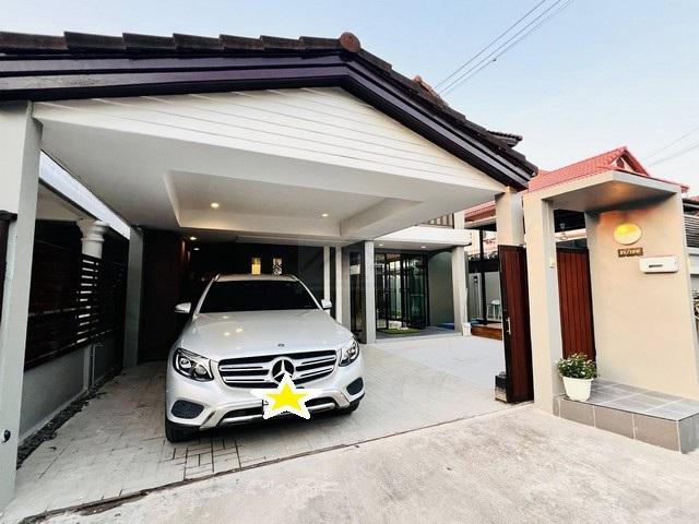 ให้เช่า ขายบ้านเดี่ยว 2 ชั้นสไตล์รีสอร์ต หมู่บ้านมณียา เลียบทางด่วนรามอินทรา ถนนประดิษฐ์มนูธรรม 1