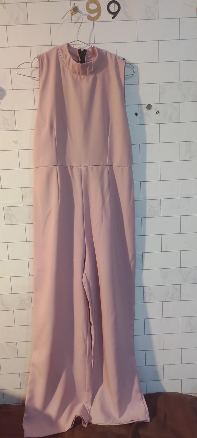 เสื้อผ้าผู้หญิงมือสอง 20