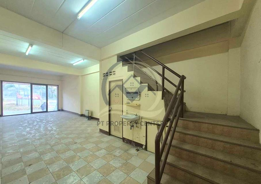 ตึก 4 ชั้น 1 คูหา ซอยวัดพระเงิน ถนนกาญจนาภิเษก บางใหญ่ ติดถนนเหมาะธุรกิจ ขายตามสภาพ ต่อรองได้ 5