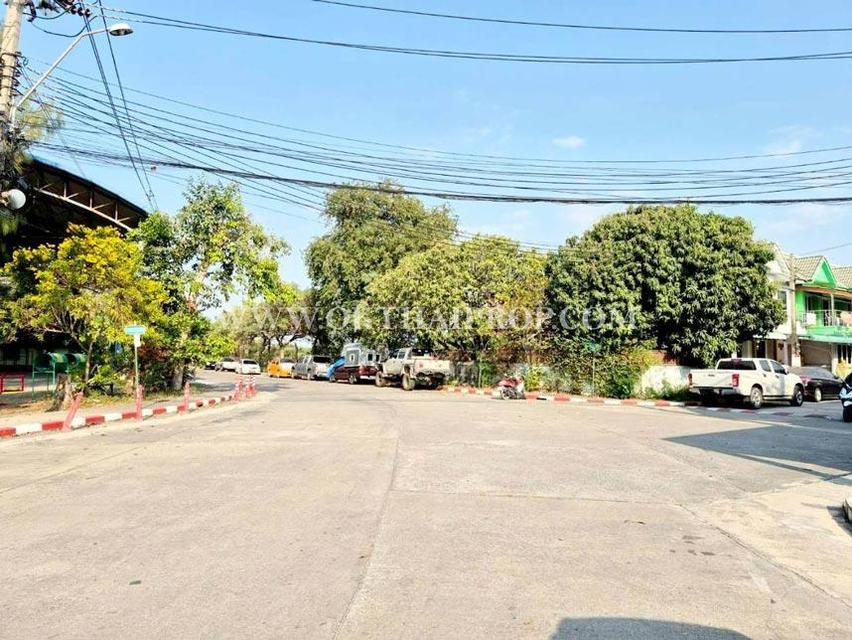 ทาวน์เฮ้าส์ หมู่บ้านสุชา บางบัวทอง ใกล้กับรถไฟฟ้าสายสีม่วง นนทบุรี 18