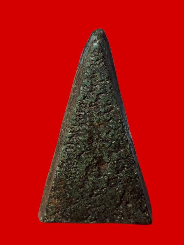 พระนางพญา เปิดให้บูชาจ้า 3