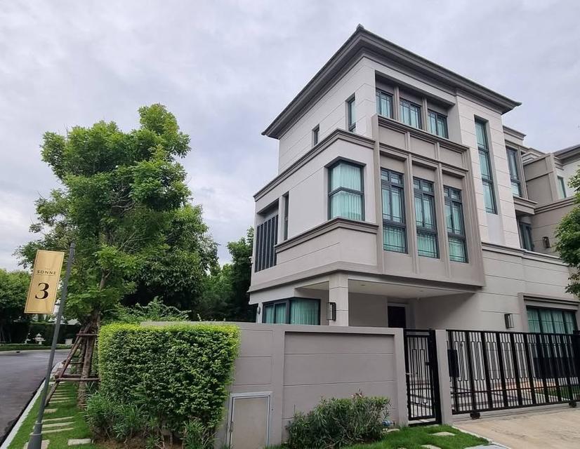 Luxury  House For Sale 11,000,000 TH 5