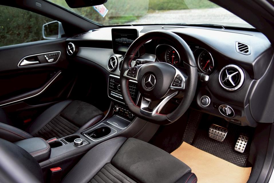 รหัสรถ CBL3966 Mercedes-Benz CLA250 AMG Dynamic [W117] AT 2017 9