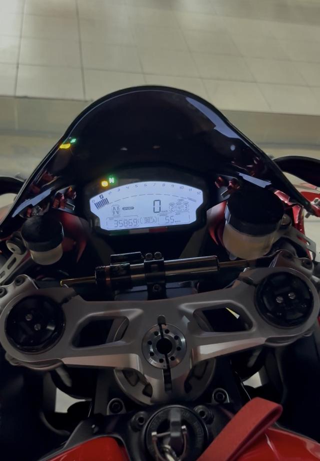 มอเตอร์ไซค์ดูคาติ Ducati Panigale 899 มือสอง ปี 2015 รูปที่ 13