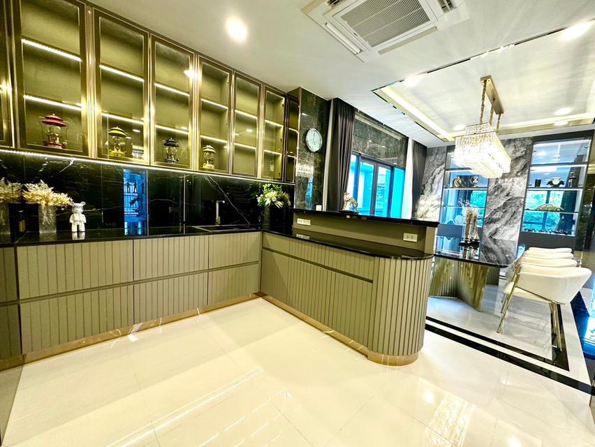U1425 ให้เช่าบ้านเดี่ยว2ชั้น บ้านหรู โครงการ The City ปิ่นเกล้า-บรมฯ2 บ้านพร้อมเฟอร์ครบ ทำเลดีเดินทางสะดวก ติดถนนใหญ่ และตลาด 15