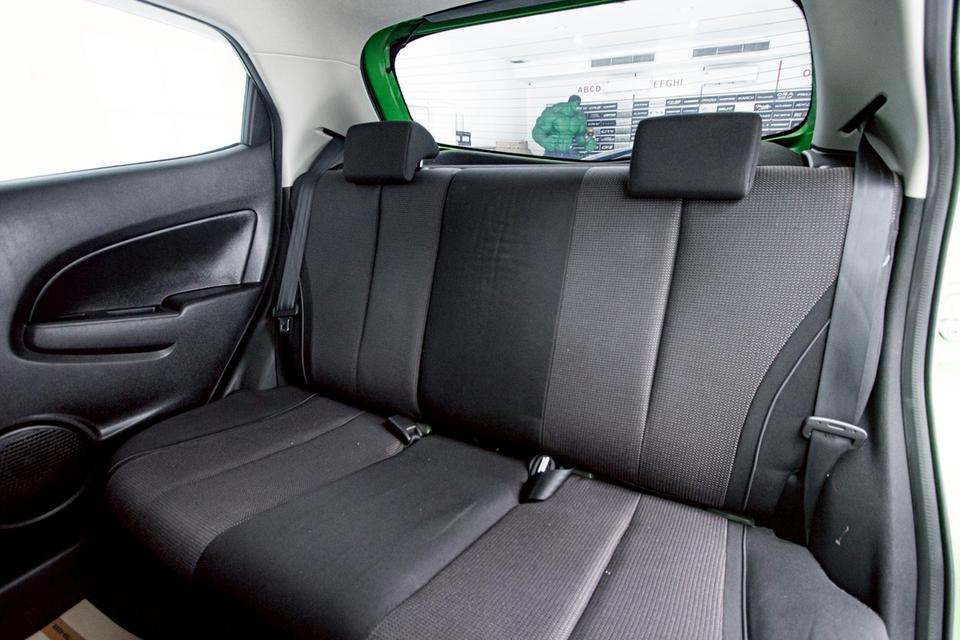  MAZDA 2 1.5 MAX SPORT 2010  6