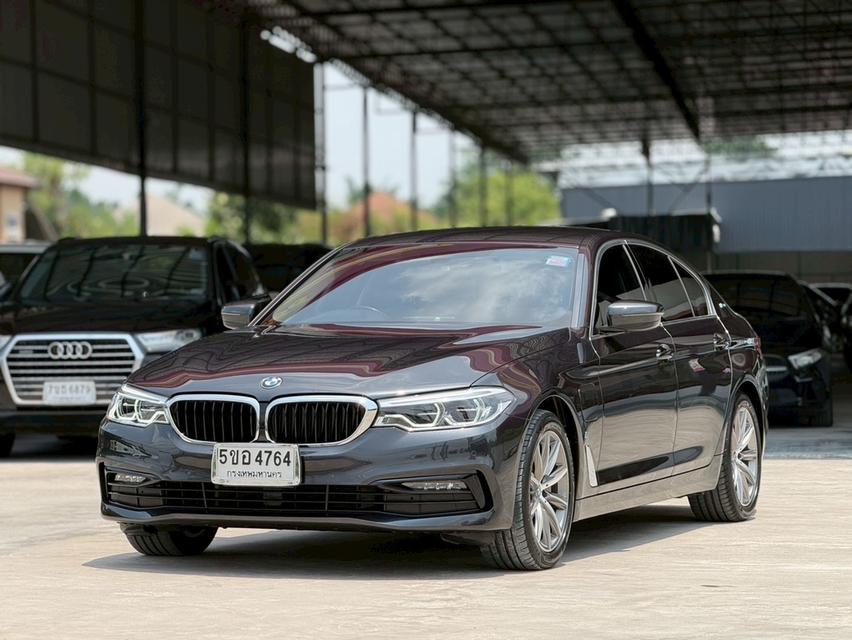 2019 BMW SERIES 5, 530e 2.0 ELITEโฉม G30 ปี17-24 สีเทา Plug-in Hybrid