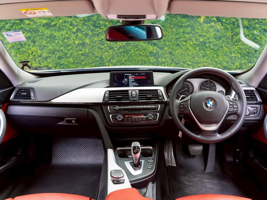 BMW 320d GT Sport ปี 2016 รูปที่ 12