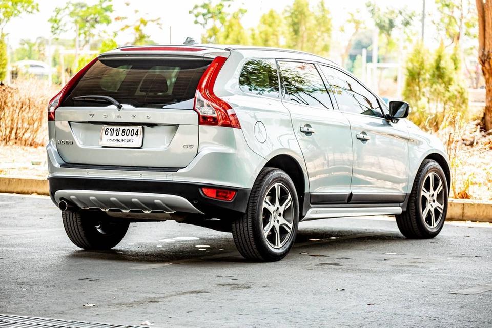 Volvo Xc 60 D3 2.0 ดีเซล AT 2011 รถสมรรถนะเยี่ยม สภาพสวยๆ คุ้มเกินราคา 4