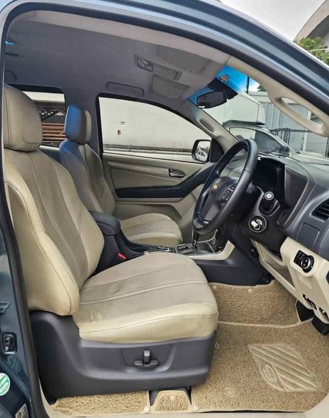 CHEVROLET TRAILBLAZER 2.8 LTZ 4WD AUTO TOP ปี 2013 การันตรีสวย รถใช้งานเองทุกวันคับบเครื่องดีเกียร์ดี ขับทางไกลสบายดูแลทุกระยะตลอด รูปที่ 7