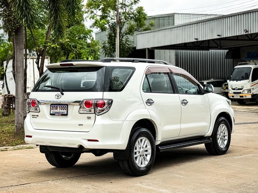 Toyota Fortuner 3.0V ปี12