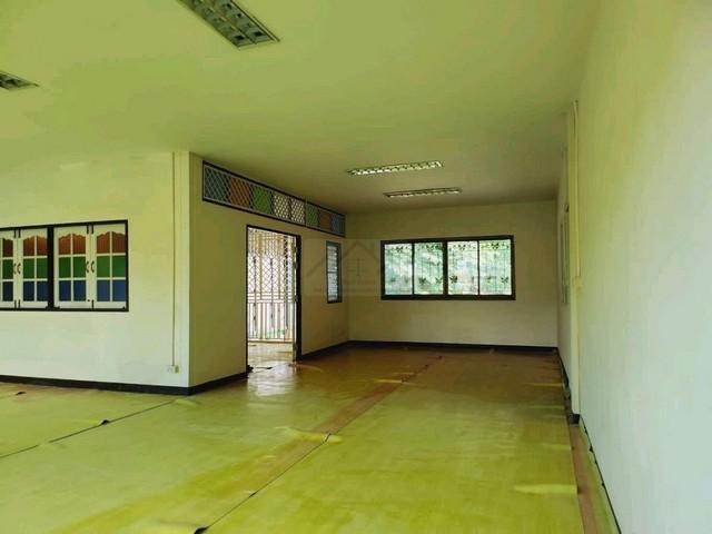 ให้เช่าโกดัง 200 ตรว. 1176 ตร.ม. นาคนิวาส ลาดพร้าว 71 ใกล้ Central Eastville, CDC เหมาะทำศูนย์กระจายสินค้า ออฟฟิศ สตูดิโ 8