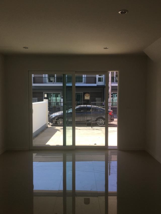 ศุภาลัยเบลล่าวงแหวนลำลูกกาคลอง6 10