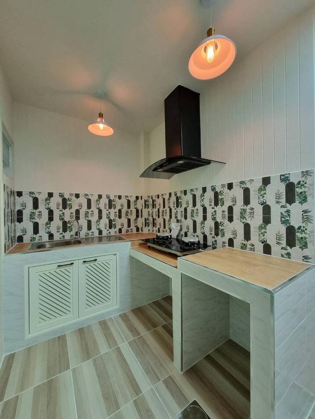 หมู่บ้านบ้านบัวทอง 3 11