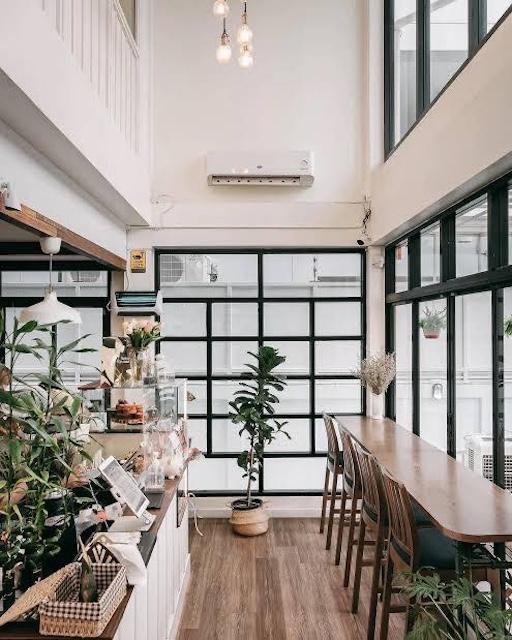 ให้เช่าอาคารพาณิชย์ 2 ชั้น 200 ตร.ม. ซอยเอกมัย 24 เหมาะทำธุรกิจ ใกล้ BTS เอกมัย 4