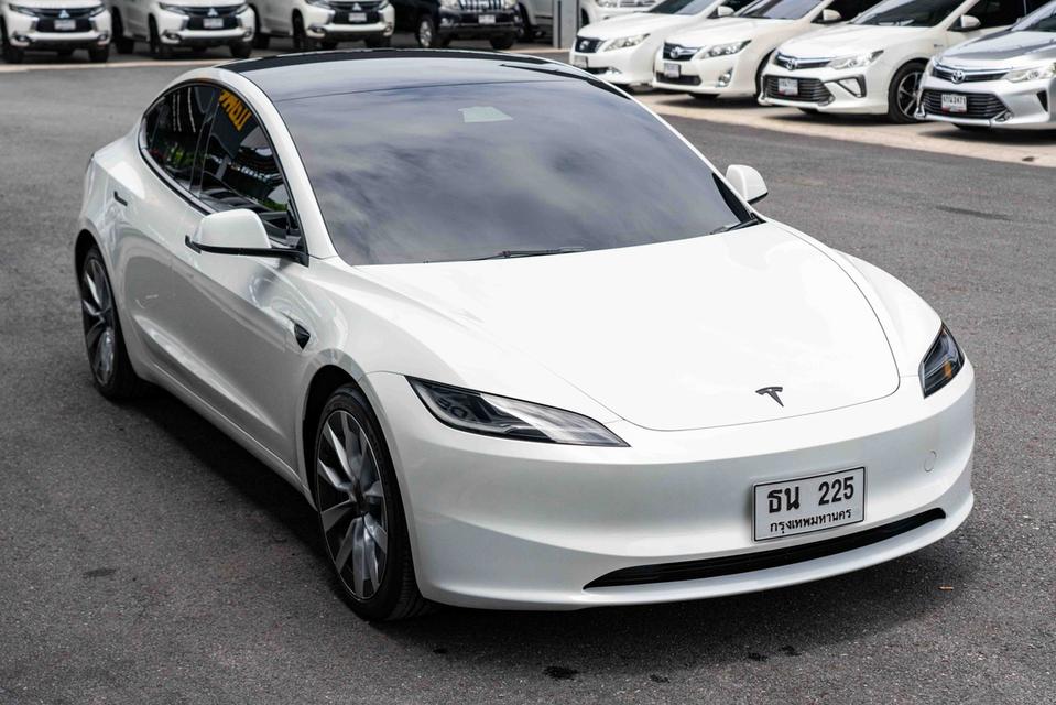 รหัสรถ NP225 รุ่นรถ : TESLA MODEL3 LONG RANGE DUAL MOTOR HIGHLANDปีรถ : 2024