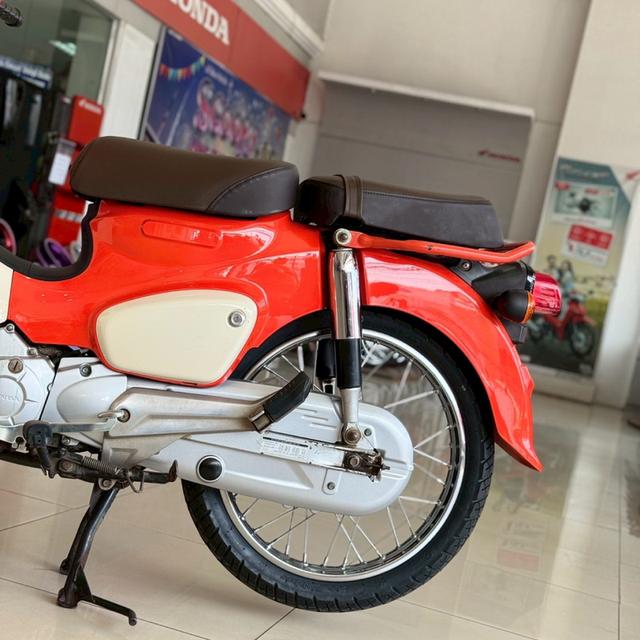 Super Cub ปี 2019 สีส้ม-ขาว คลาสสิกสายเท่ ขี่เล่นก็ได้ ขี่จริงก็ดี