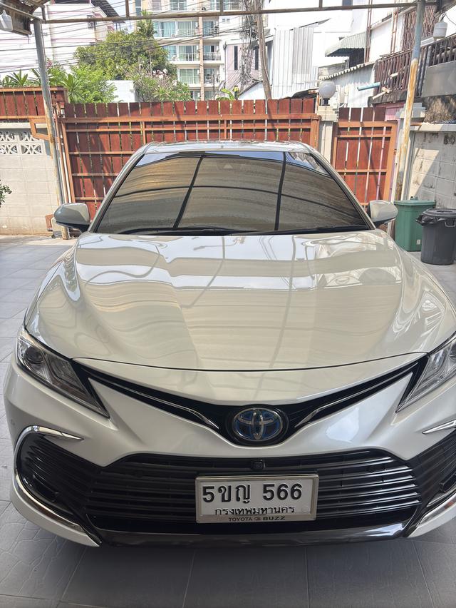รถยนต์ Toyota Camry hybrid ตัว Top  2023