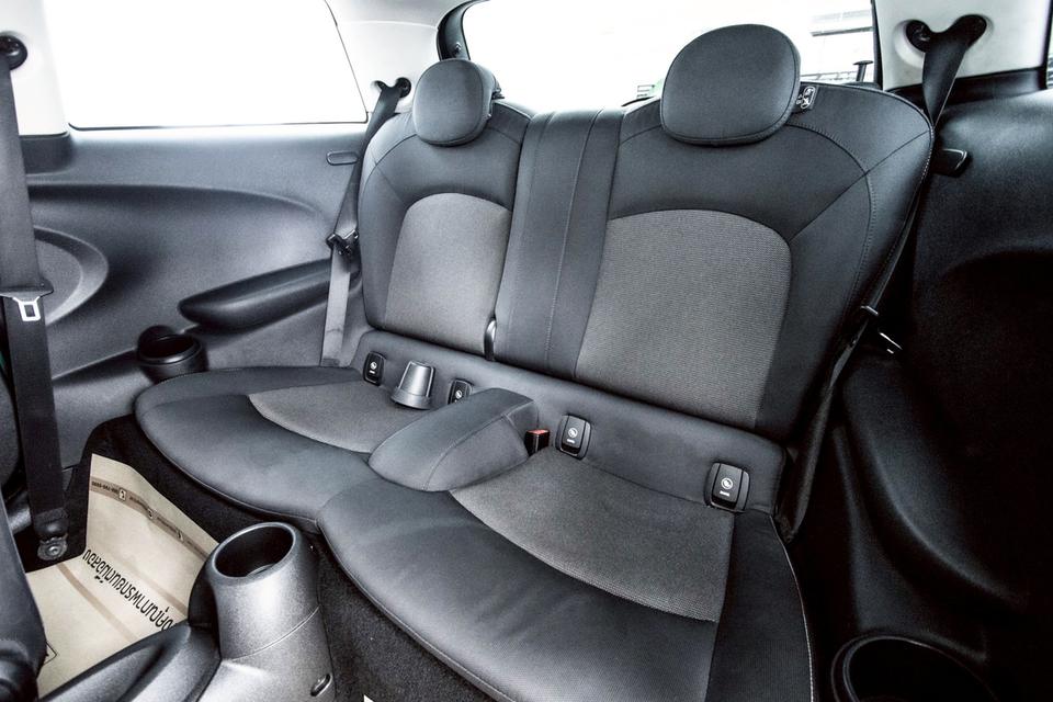 MINI HATCH ONE RHD 1.2 2015  6