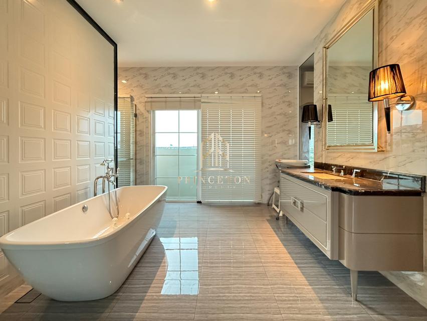 Luxury House For Rent Nantawan Bangna Km.7 size L 16