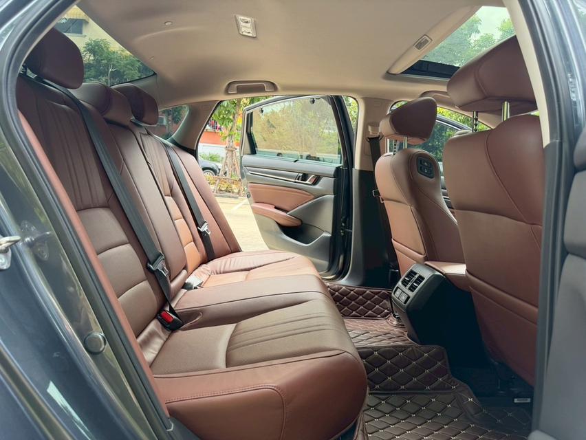 Honda Accord 2.0 eHEV TECH Top ปี 22 สีเทา 12