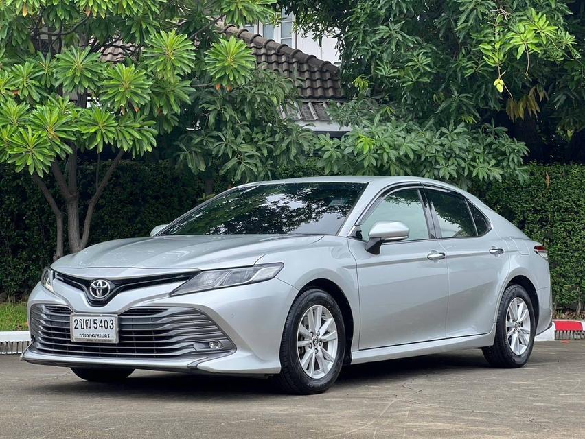 TOYOTA CAMRY 2.0G ปี 2021 สีเงิน🔥🔥ราคา 669,000 บาท🔥🔥- ไมล์ 104,xxx Km. - เบนซิน เซอร์วิสศูนย์ตลอด -