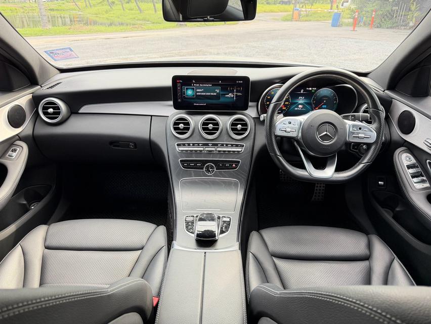 Mercedes Benz C300e AMG Sportปี 2020 ไมล์ 45,xxx kmราคา 899,000 บาท รูปที่ 11