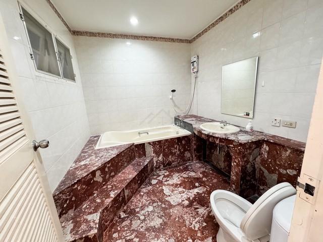 ให้เช่าบ้านเดี่ยว ซอยลาดพร้าววังหิน18 เดินทางสะดวก รัชดา เกษตรนวมินทร์ วังหิน เลียบด่วน 3