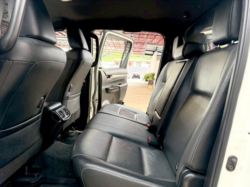 TOYOTA REVO 2.4 Rocco Prerunner DOUBLECAB ปี2021 รถบ้านแท้ เกียร์ออโต้  รถสวยสภาพกริ๊บๆ   8