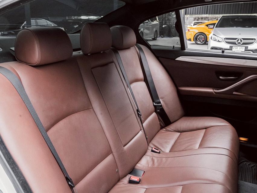 รหัสรถ 67GG4265 🔥 BMW 520d M Sport ปี 2017 (F10 LCI – Minorchange) 🔥 17