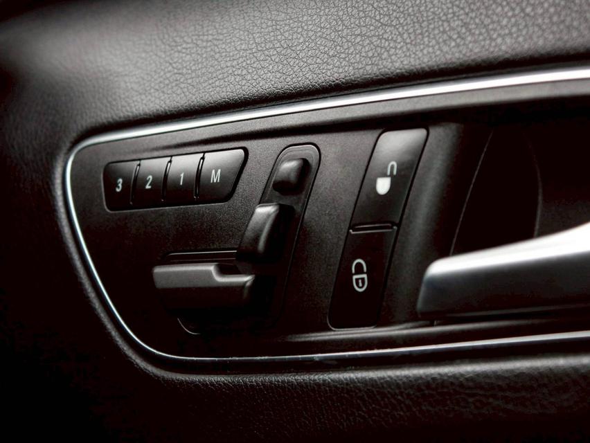 BENZ GLA-CLASS, 200  ปี 2017 โฉม W156 ปี14-20 16
