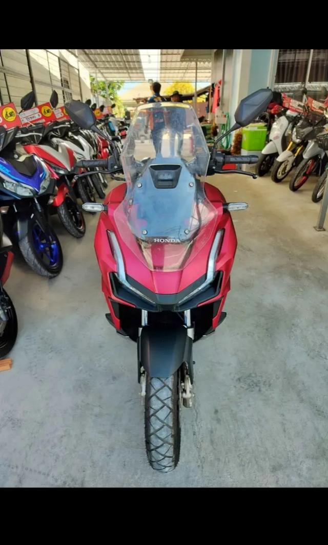 Honda ADV 150 · 3