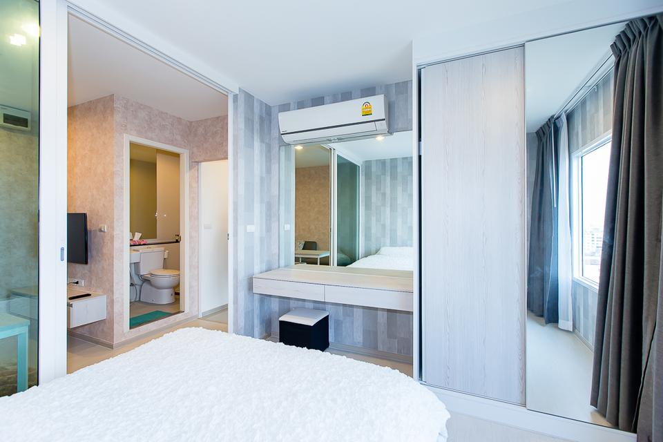 ❤️ BTS-Front 1-Bedroom Condo with Amazing Rooftop River Views | Ideal for Living or Investment 🏙️ 6