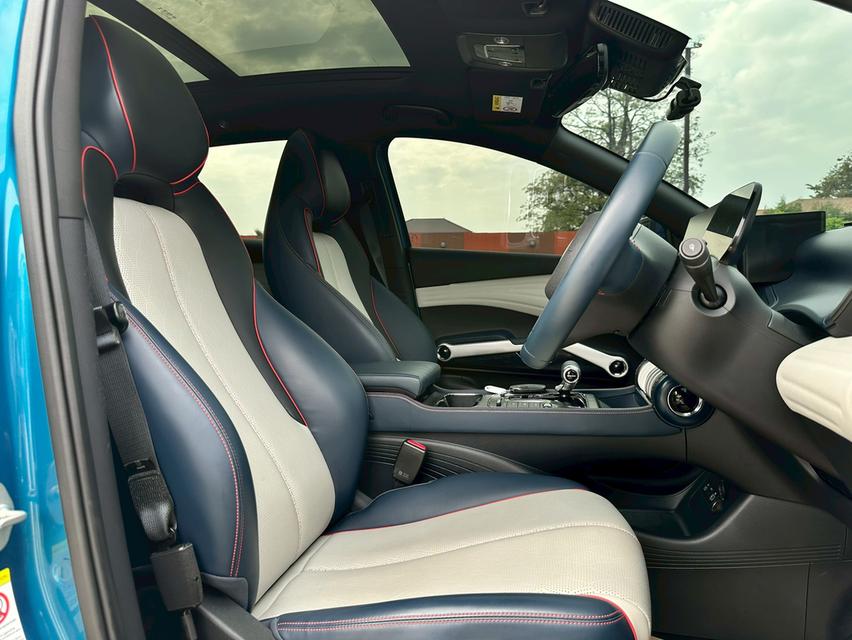 รหัสรถ PAT2046 BYD ATTO3 Extended Range ปี 2022 สีฟ้า 9