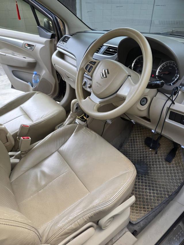 Suzuki Ertiga 2013 รถบ้าน เข้าศูนย์ตลอด