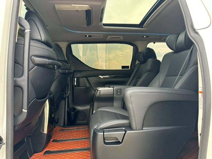 Toyota Alphard 2.5 SC Package MNC ปี 2020 จด 2021 16