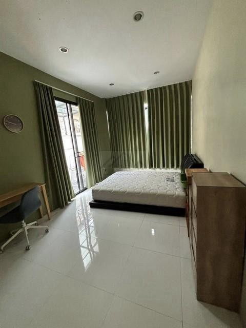 ให้เช่าบ้านเดี่ยว 2 ชั้น 98 ตรว. 5 ห้องนอน โชคชัย 4 ซอย 32 ลาดพร้าว เลียบด่วน พร้อมเฟอร์นิเจอร์  8