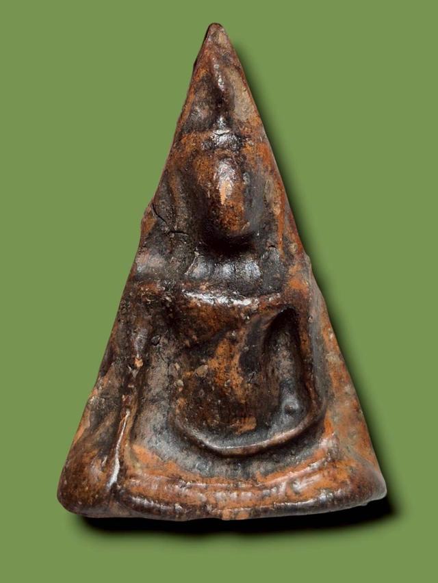 พระนางพญาเปิดเช่าบูชา