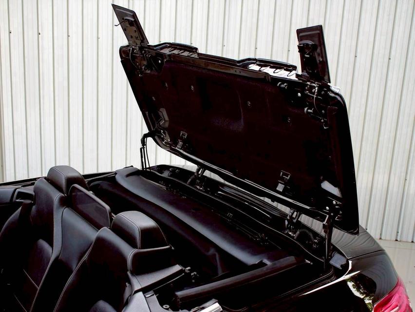 E200 Cabriolet AMG Dynamic รูปที่ 13