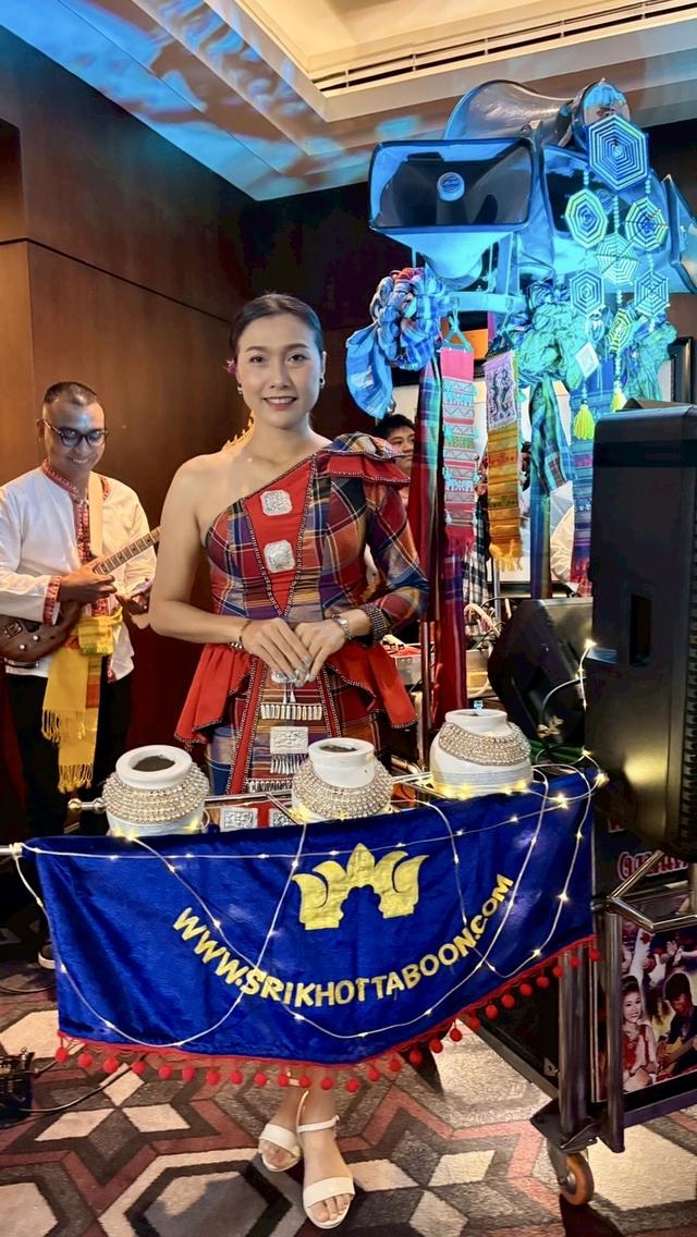 บริการดนตรีแห่งานสงกรานต์  ขบวนแห่สรงน้ำพระ ขบวนแห่ห้างสรรพสินค้า ประเพณีไทย ประเพณีสงกรานต์ รูปที่ 3