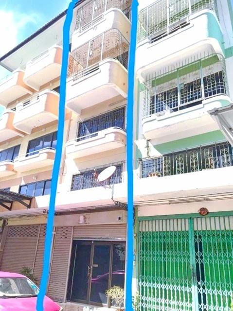 จอมทอง บูรณะ-สุขสวัสดิ์ 22-30 ให้เช่าอาคาร 4.5 ชั้น 26ตร.วา.426ตร.ม. ม.เพระจอมเกล้าธนบุรี 2.4กม. 4นอน BTSตลาดพลู 4.5กม. 1