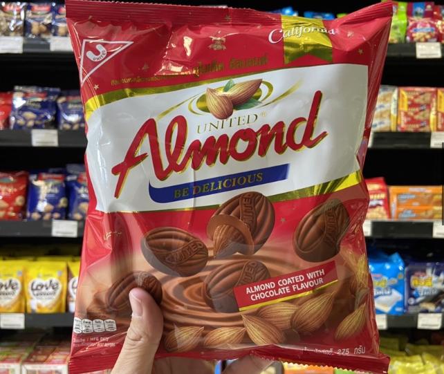 United Almond อัลมอนด์เคลือบช็อกโกแลต  1